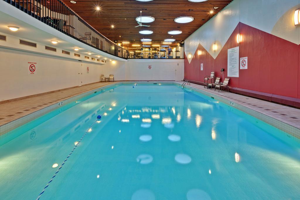Holiday Inn Montreal Midtown Facilities photo